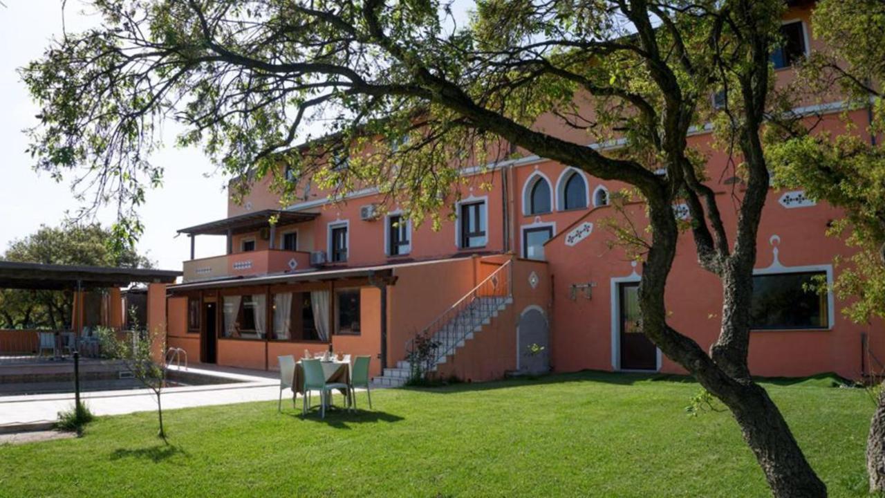 Апартаменти Casa Ginestra - Гоннеза Екстер'єр фото